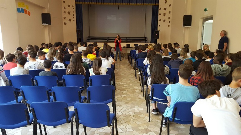 Incontro con esperti del Moige e della Polizia Postale