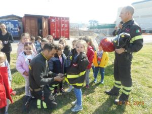 Visita Vigili del Fuoco_Infanzia Garibaldi-Sez A_2019_7